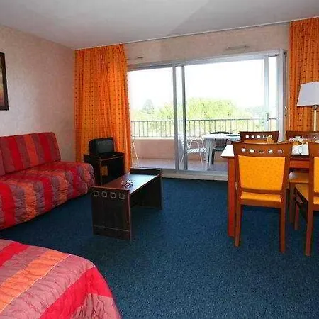 Residhotel Eden Paradise 아파트호텔 2*